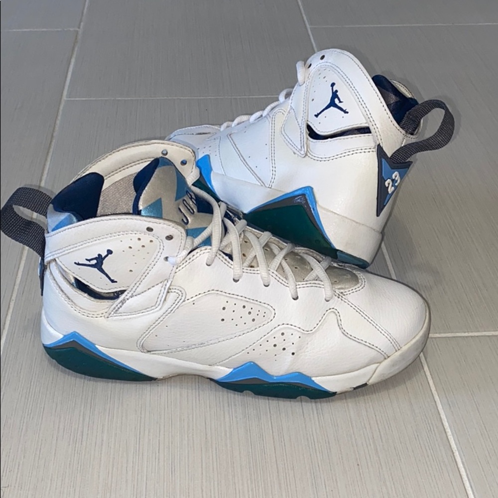 JORDAN 7 RETRO FRENCH BLUE (SIZE 7Y) UNISEX